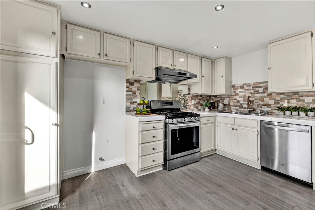 10099 Hidden Village Road