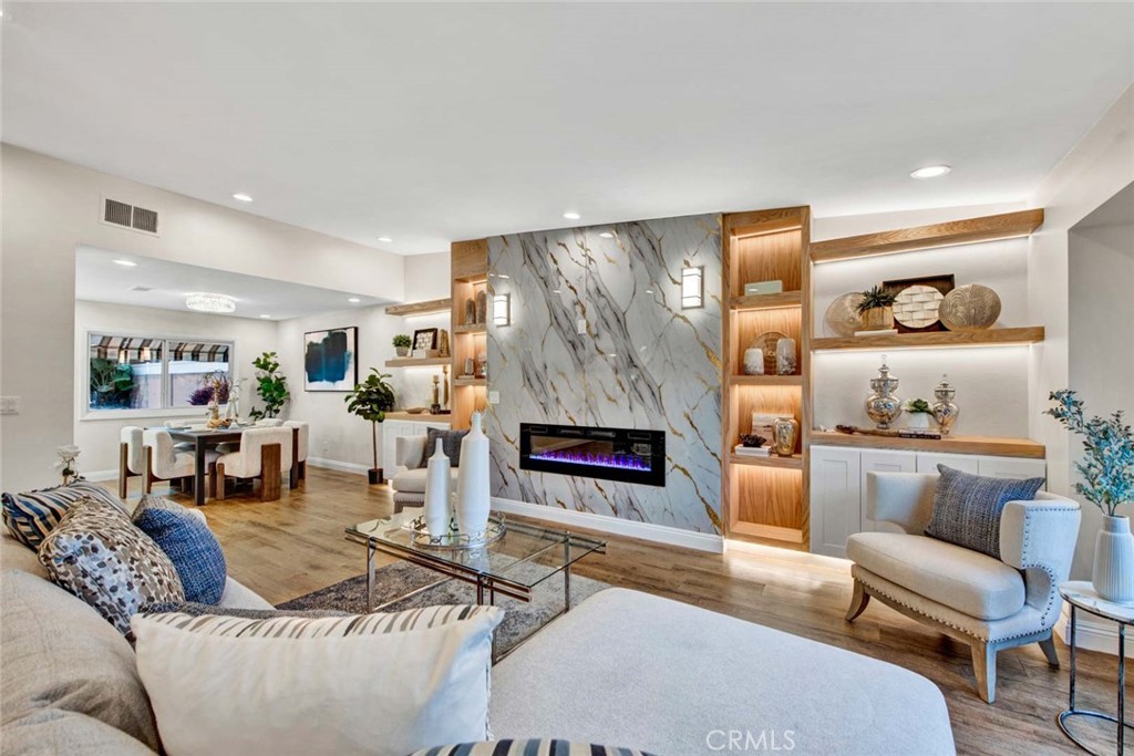 17351 Buttonwood Street