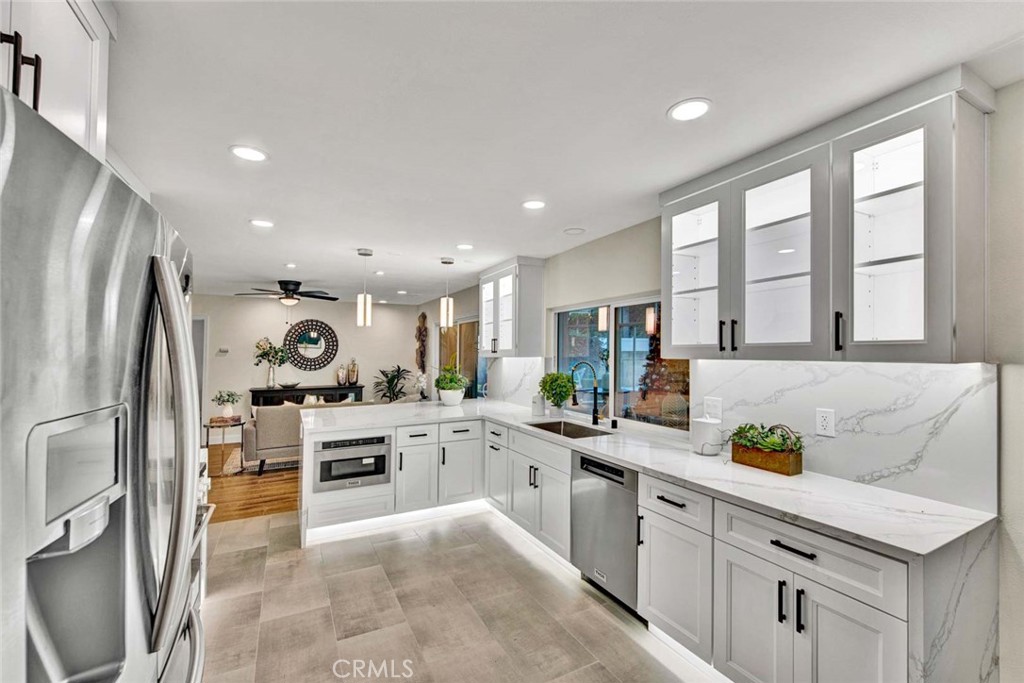 17351 Buttonwood Street