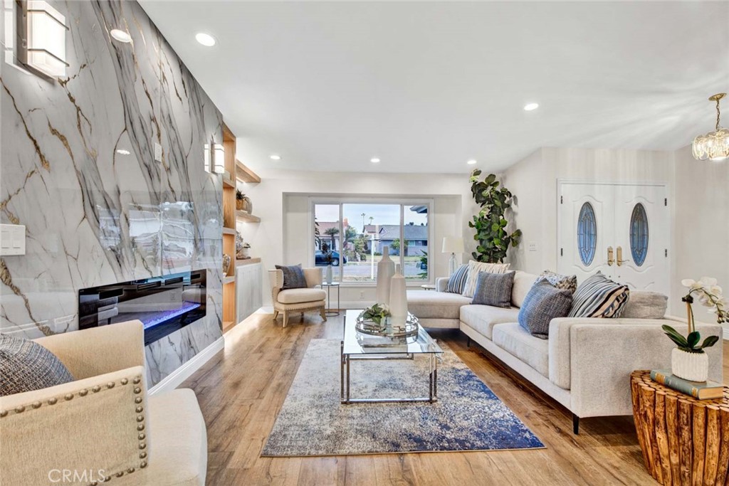 17351 Buttonwood Street