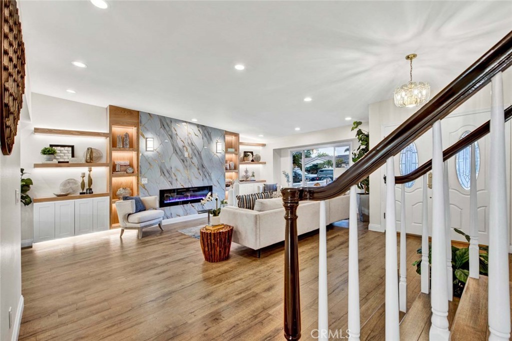 17351 Buttonwood Street