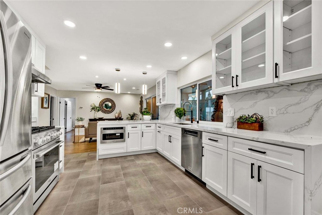 17351 Buttonwood Street