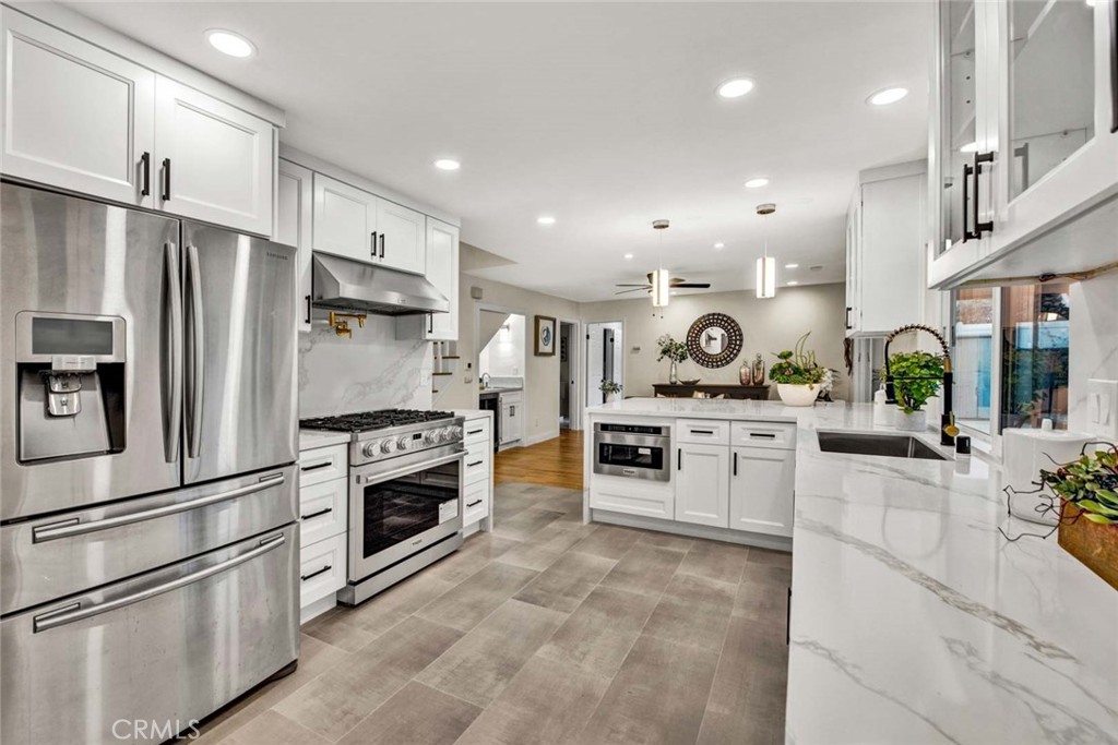 17351 Buttonwood Street