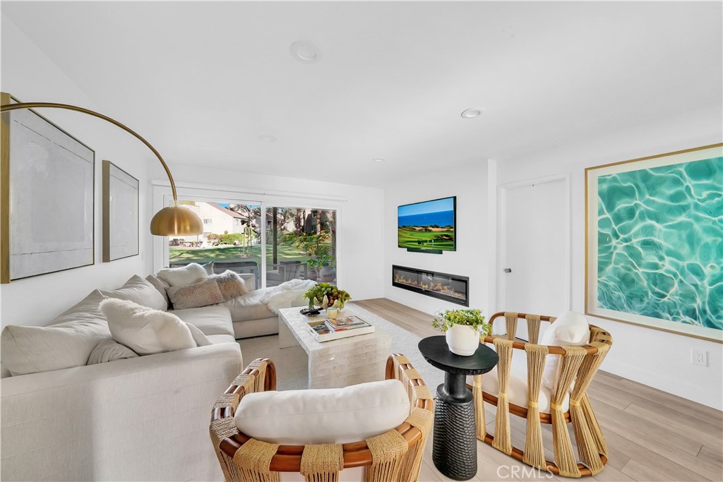 31585 E Nine Drive 53-F