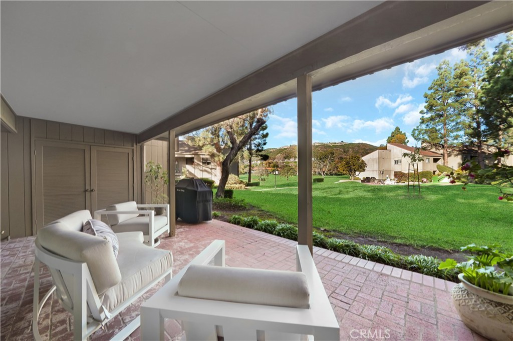 31585 E Nine Drive 53-F