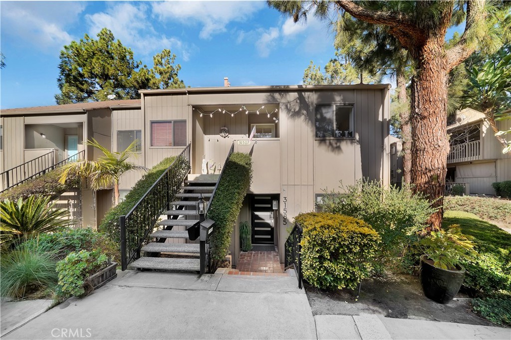 31585 E Nine Drive 53-F