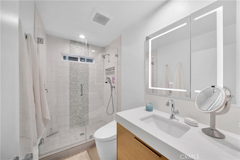 31585 E Nine Drive 53-F