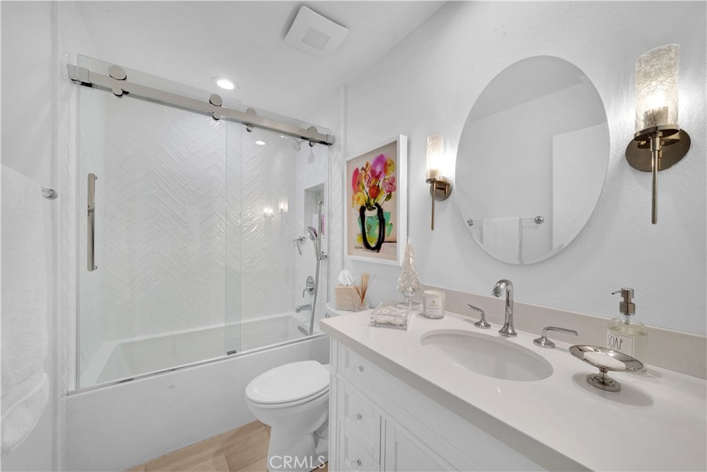 31585 E Nine Drive 53-F