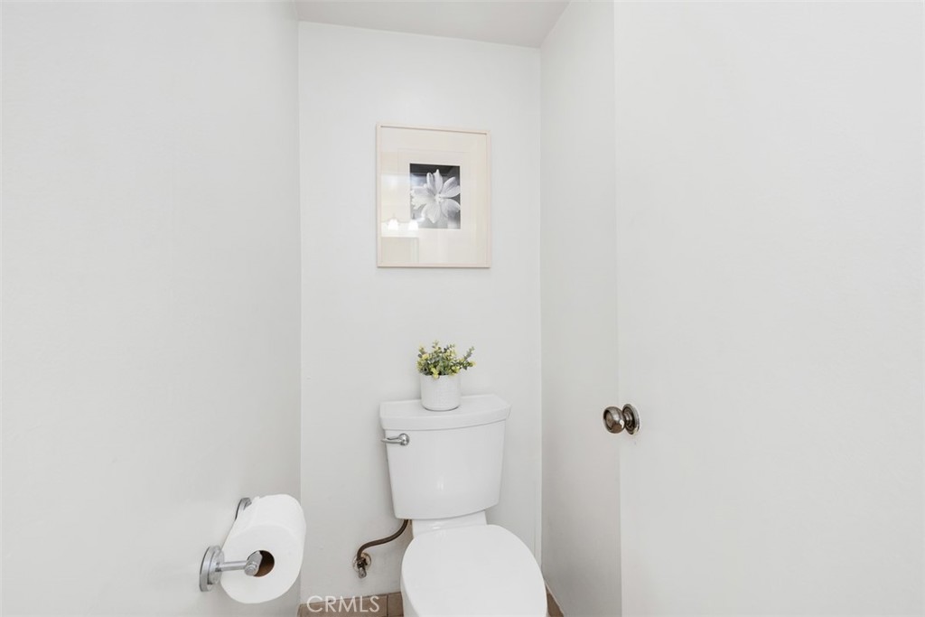 2278 Loma Alta Drive 8