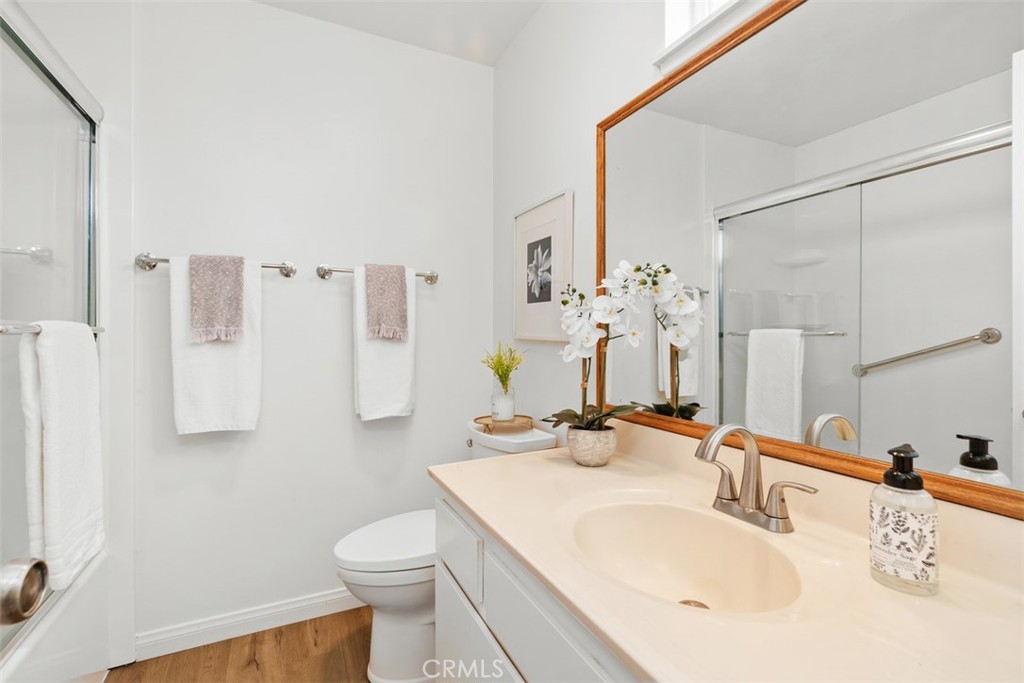 2278 Loma Alta Drive 8