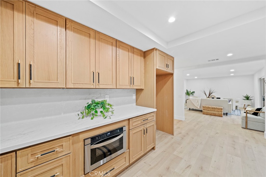 23641 Algiers Street