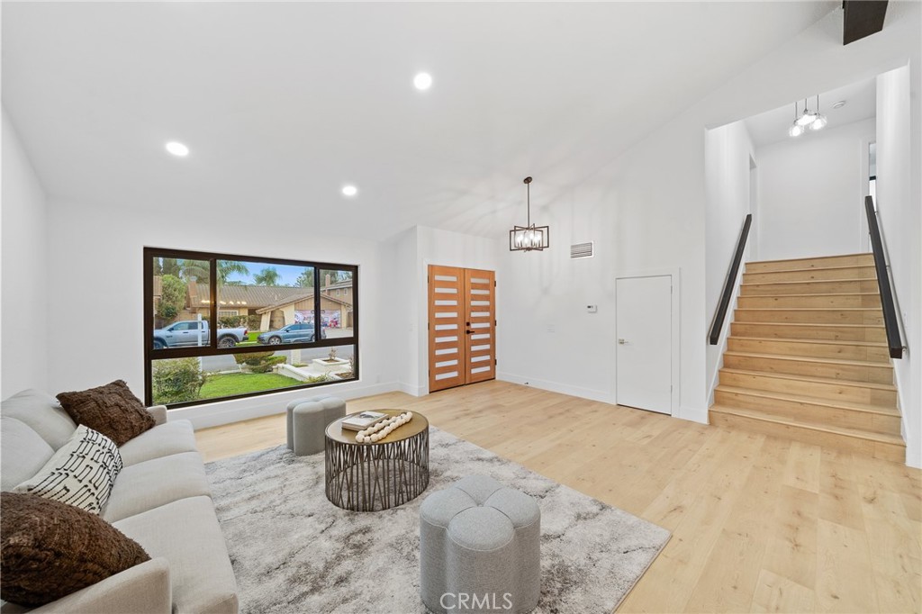 23641 Algiers Street