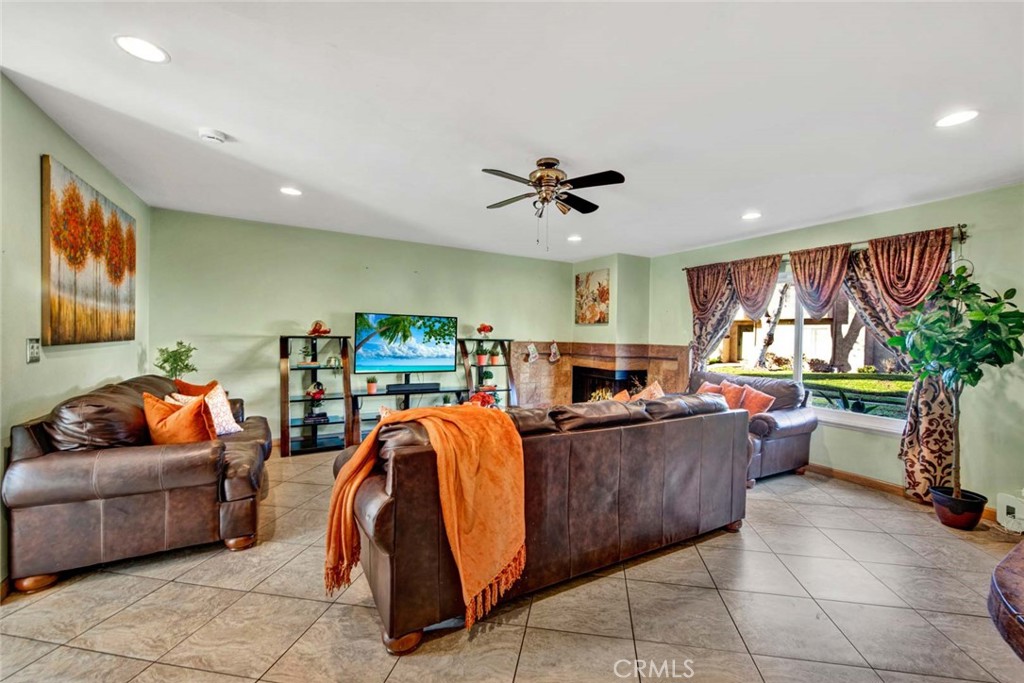 10841 Poly Court