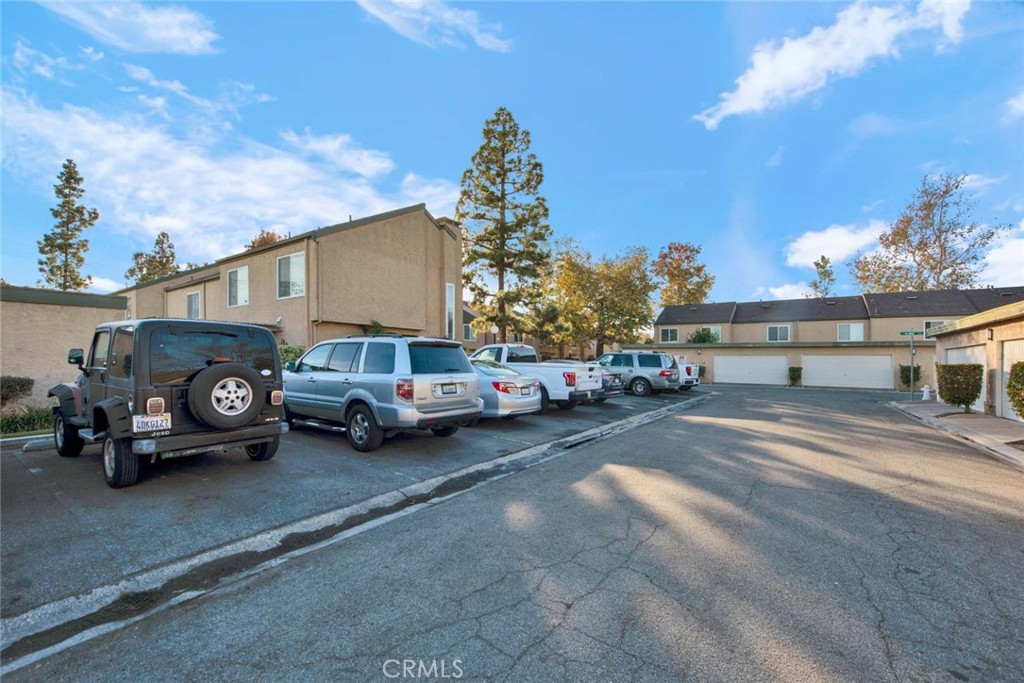 10841 Poly Court