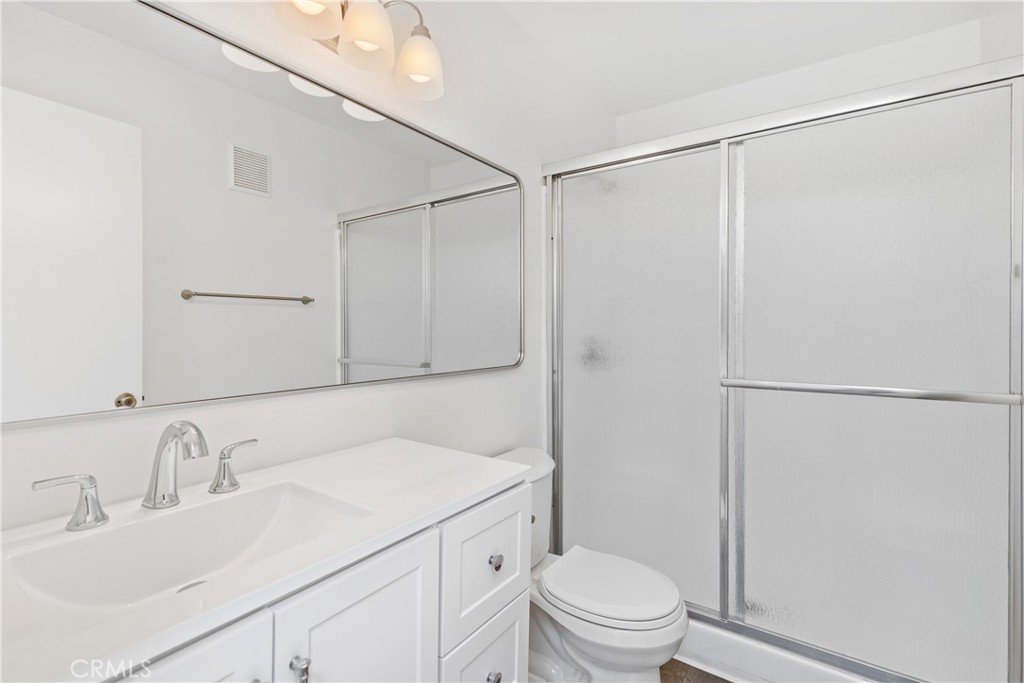 5140 Box Canyon Court 18F