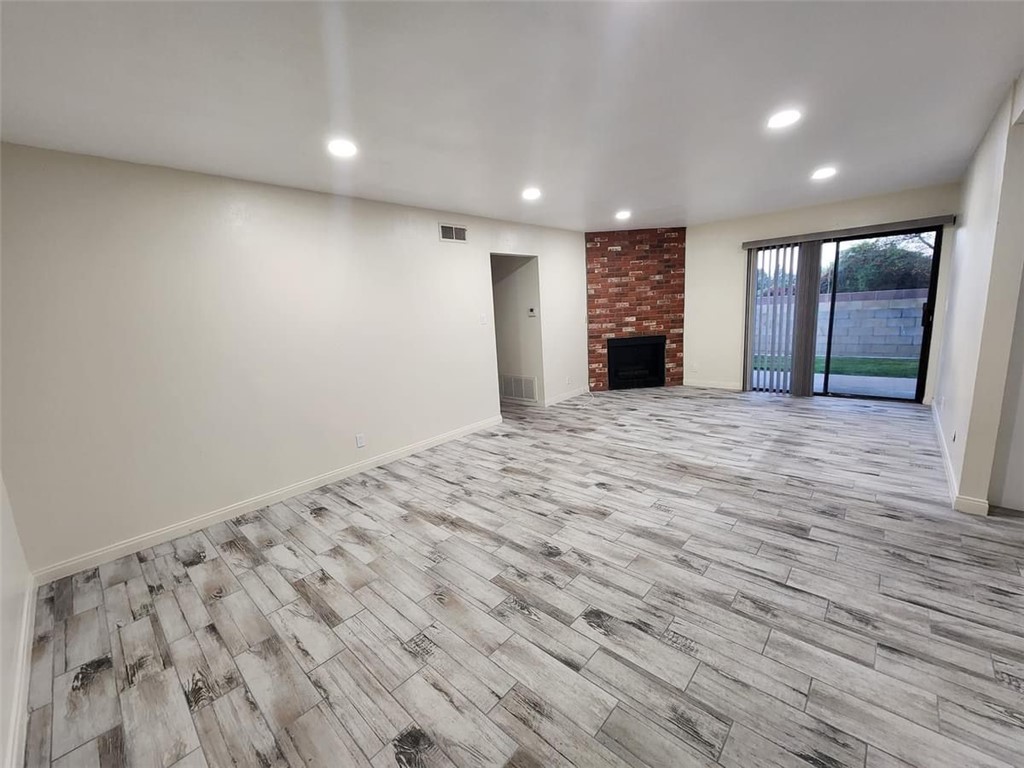 731 E Fairway Drive