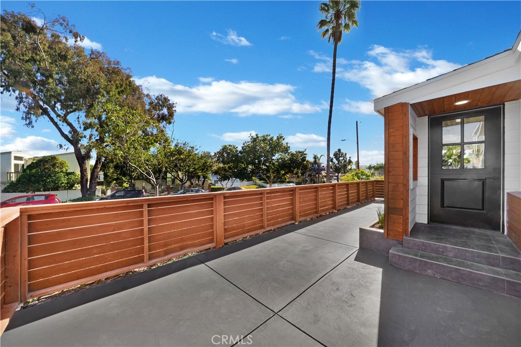 34071 Amber Lantern Street