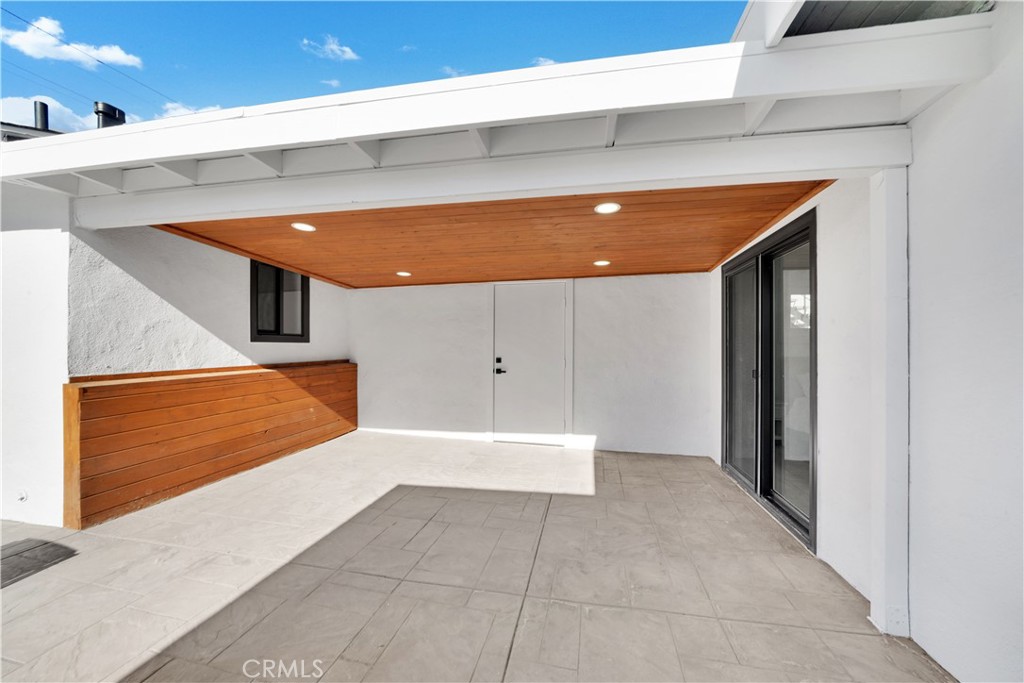 34071 Amber Lantern Street