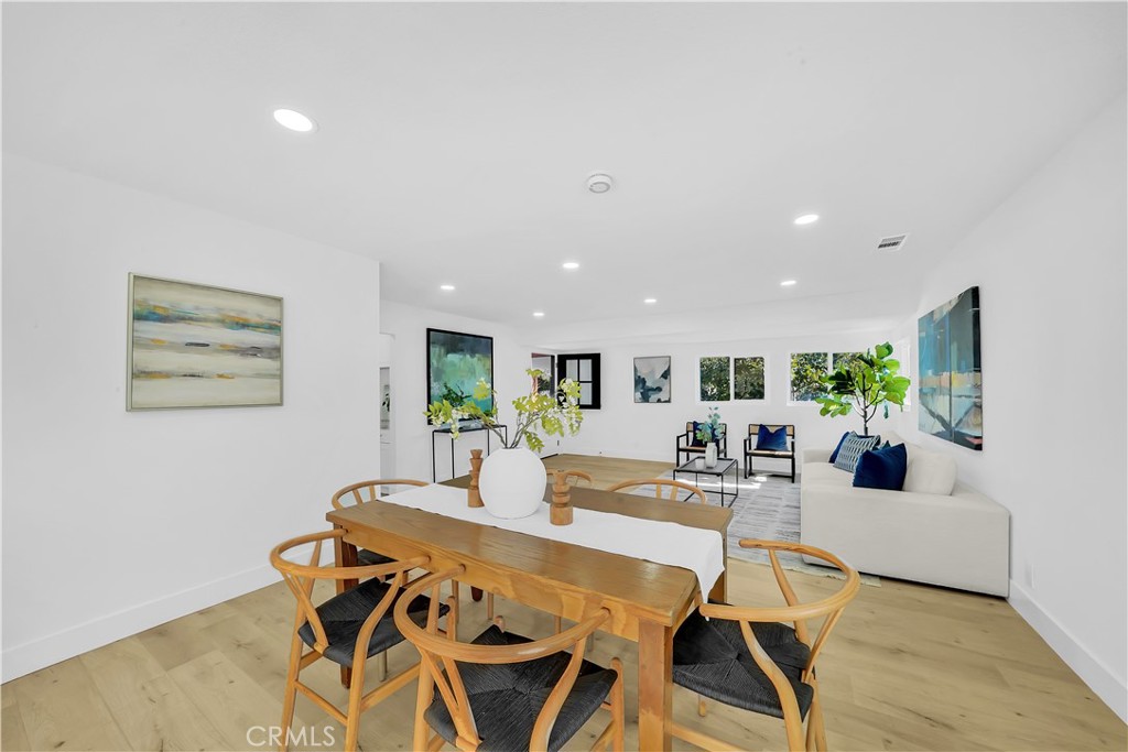 34071 Amber Lantern Street