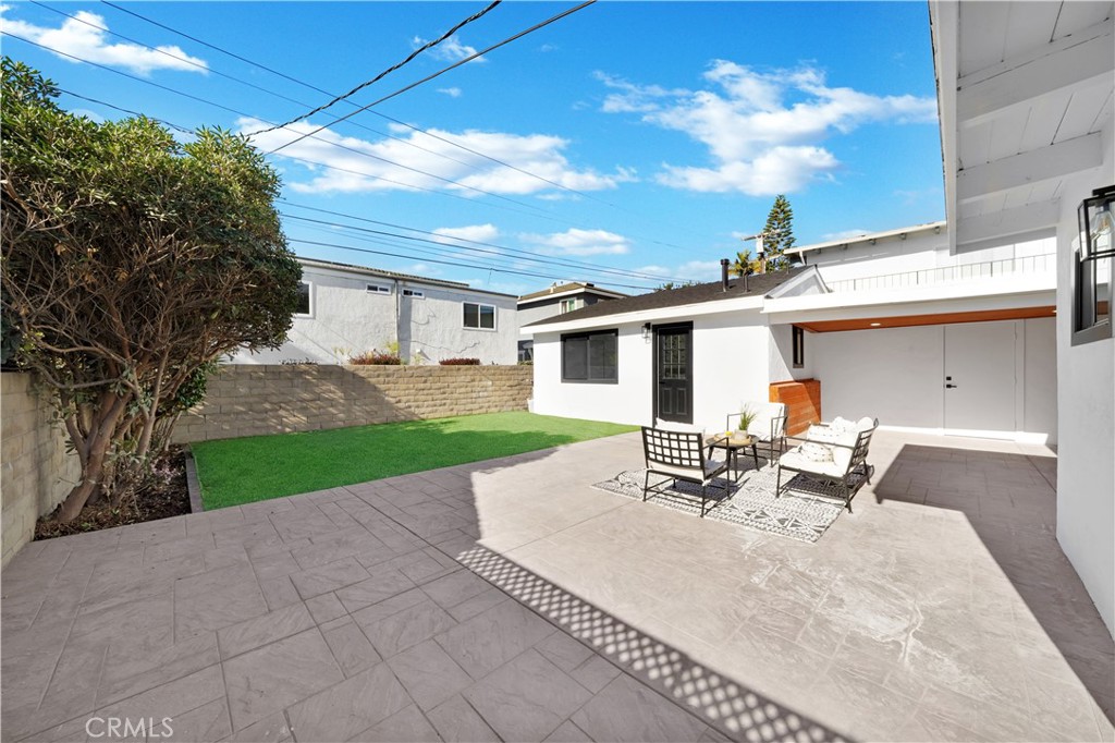 34071 Amber Lantern Street