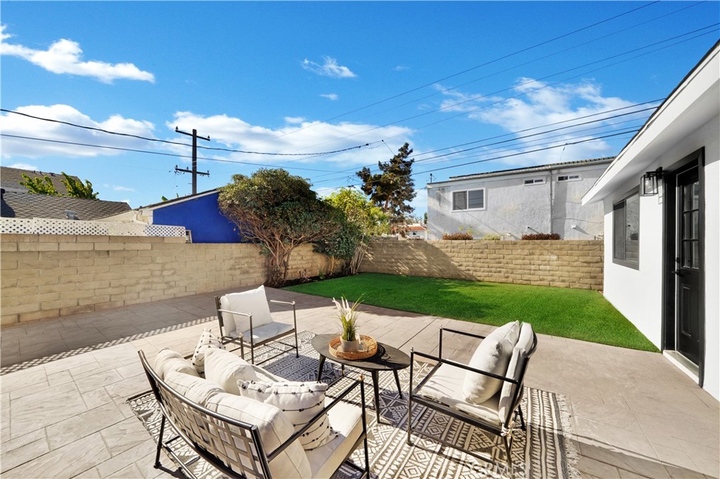 34071 Amber Lantern Street