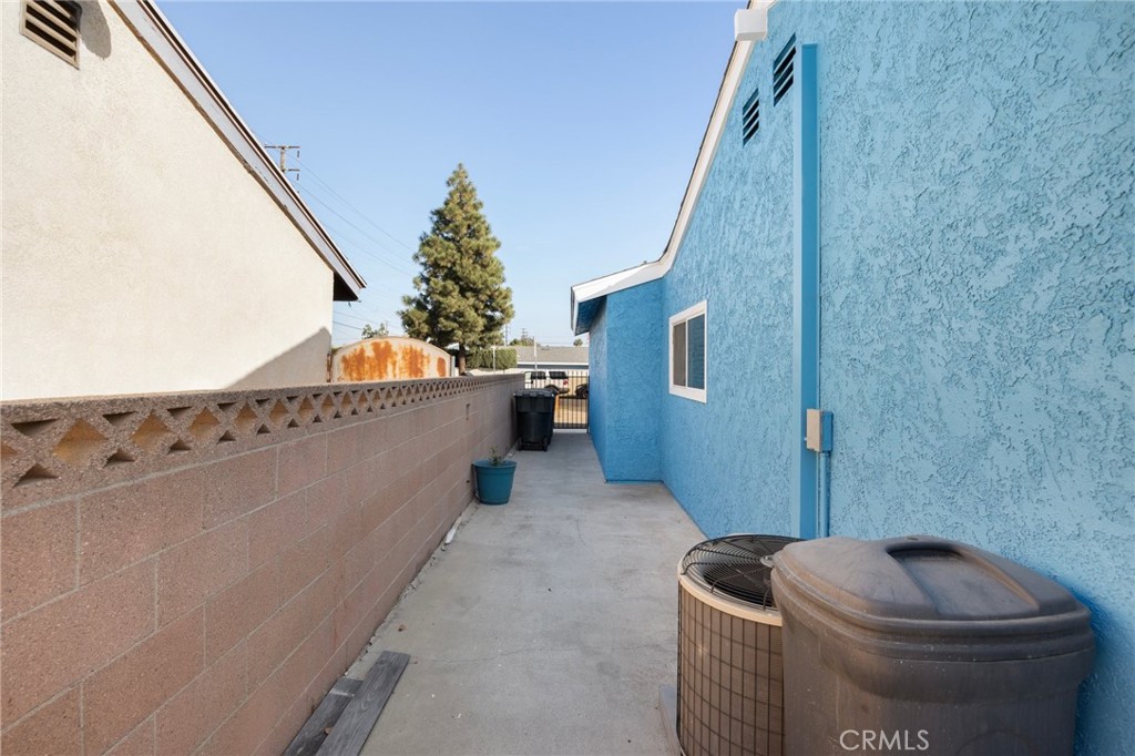 1207 S Fremont Street