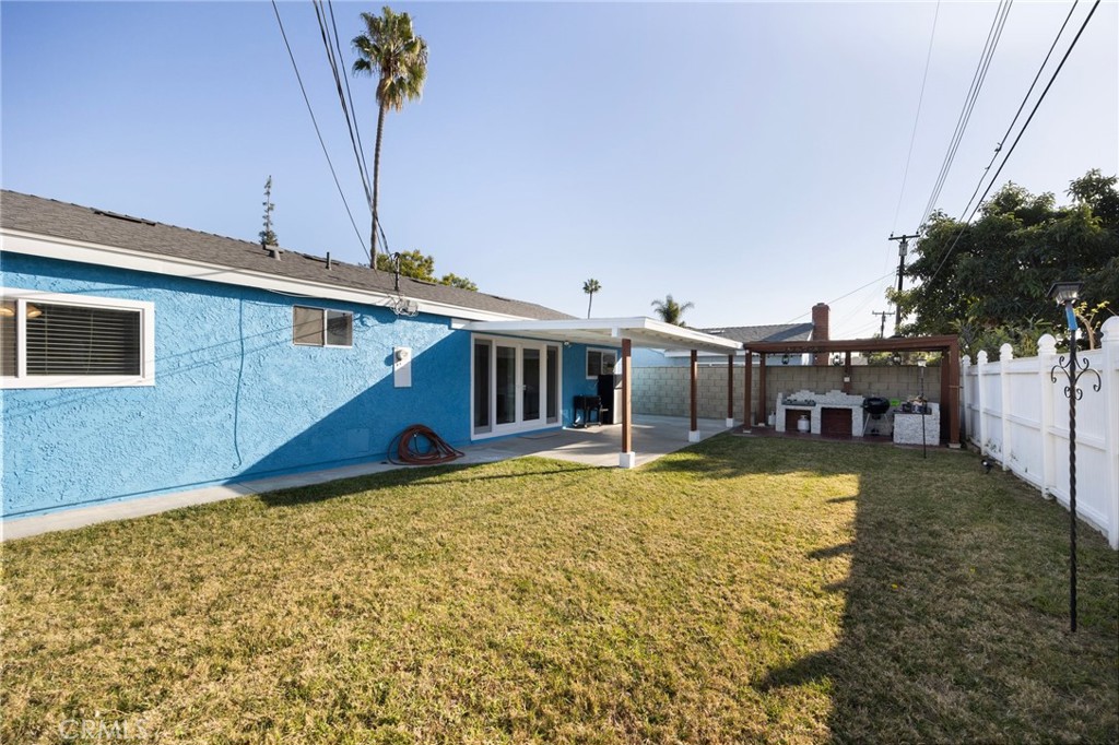 1207 S Fremont Street