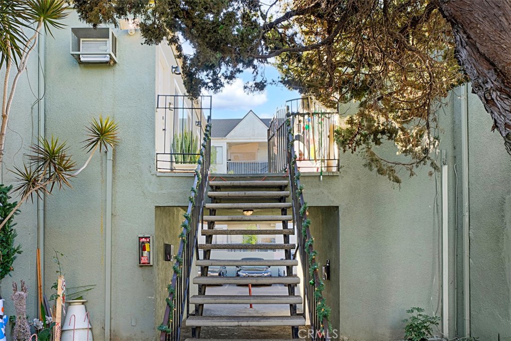 2101 S Pacific Avenue