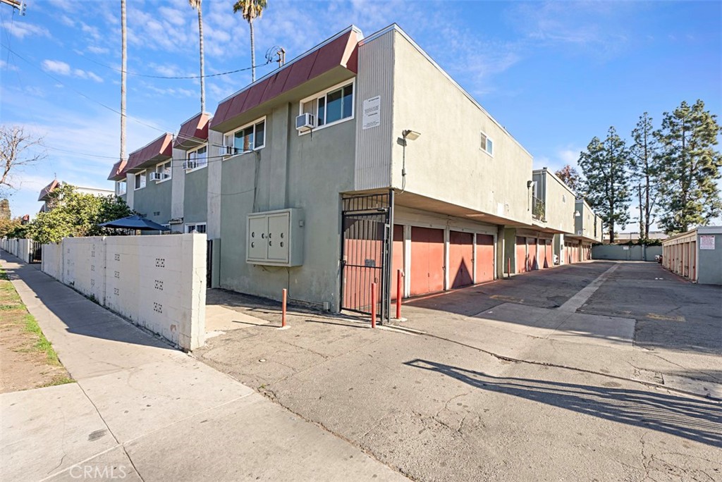 2101 S Pacific Avenue