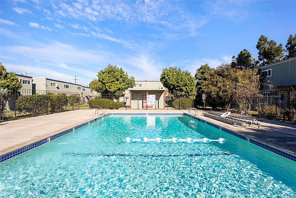 2101 S Pacific Avenue