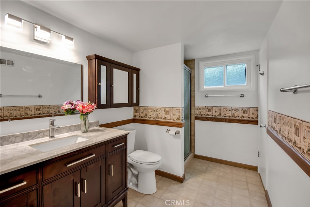 1858 Palm Drive E