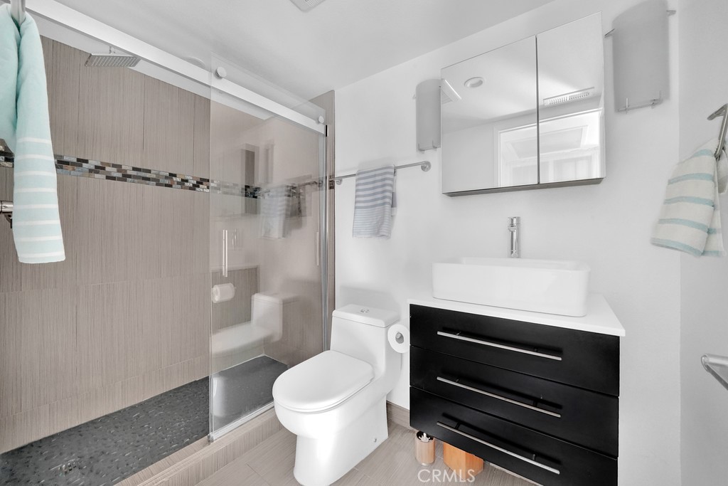 33852 Del Obispo Street 27