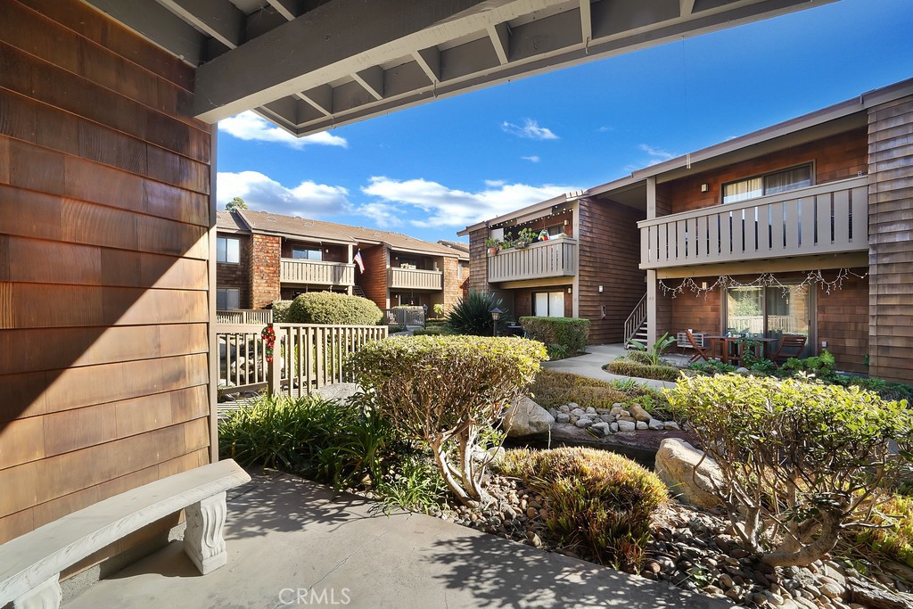 33852 Del Obispo Street 27