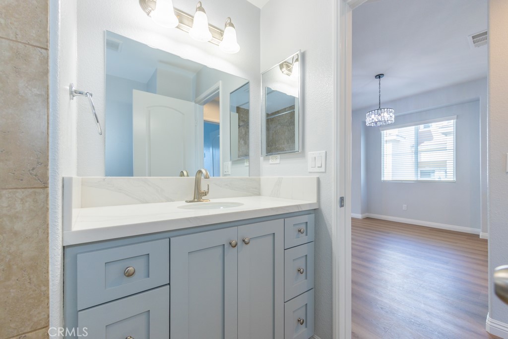 6180 Lincoln Avenue 7