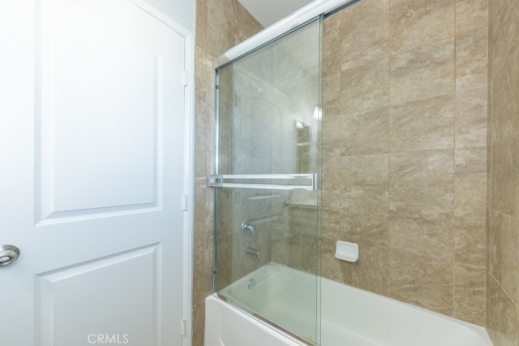 6180 Lincoln Avenue 7