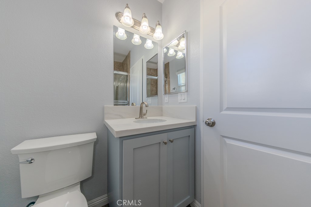 6180 Lincoln Avenue 7