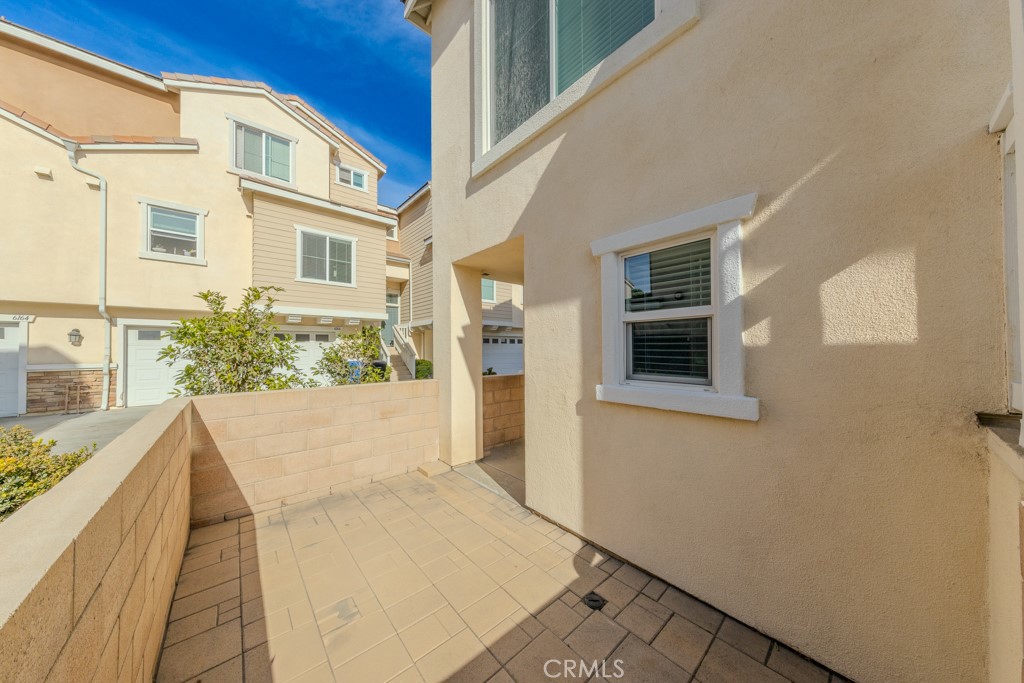 6180 Lincoln Avenue 7