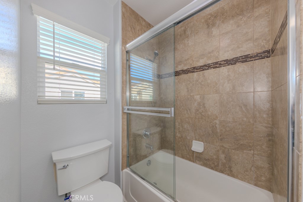 6180 Lincoln Avenue 7