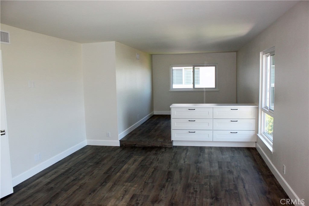 6451 Meadow Crest Drive