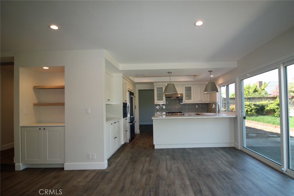 6451 Meadow Crest Drive