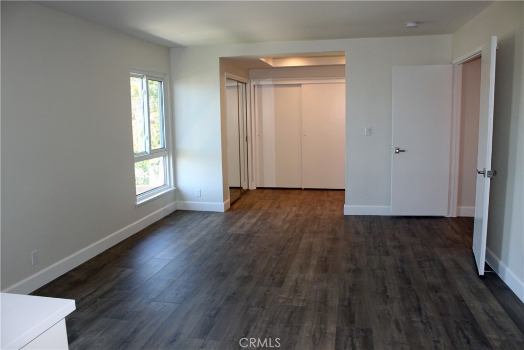 6451 Meadow Crest Drive