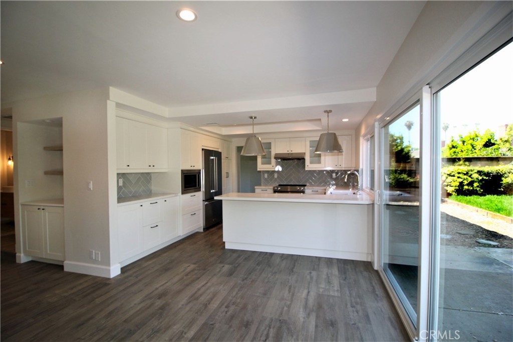 6451 Meadow Crest Drive