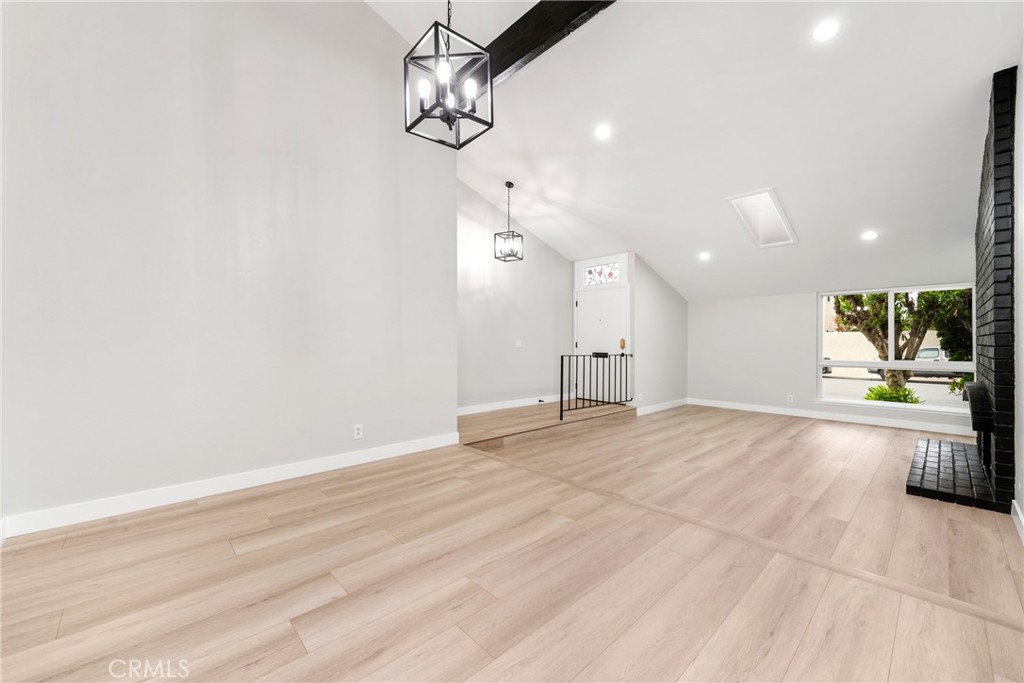 9374 Fleetwood Street