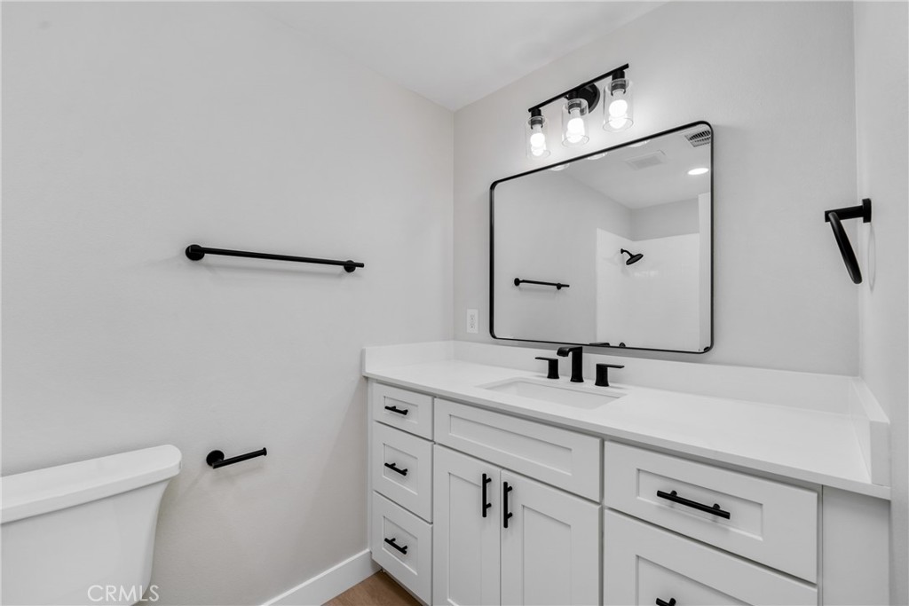 9374 Fleetwood Street