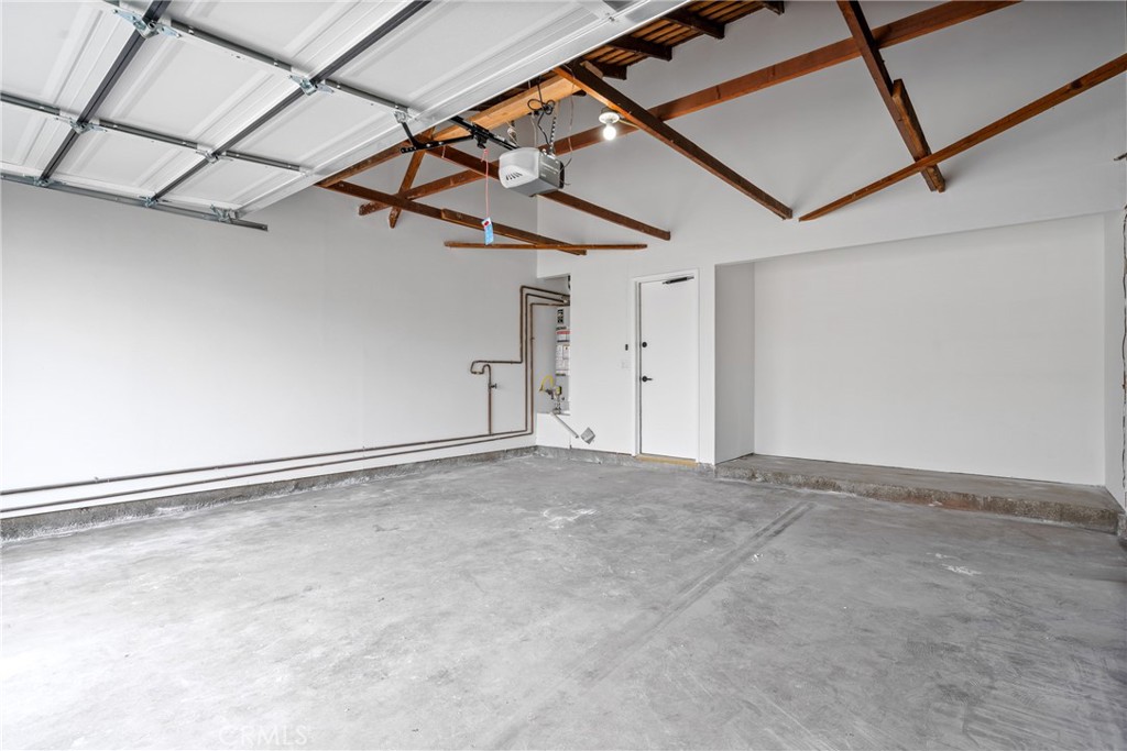 9374 Fleetwood Street