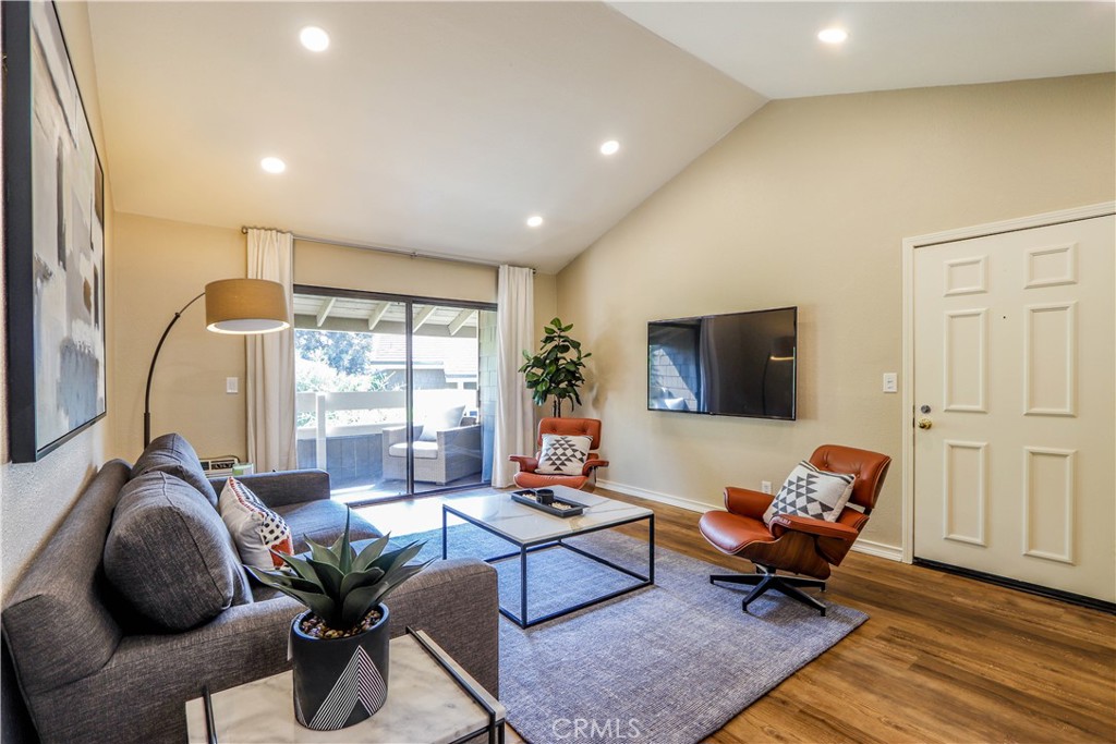 84 Streamwood