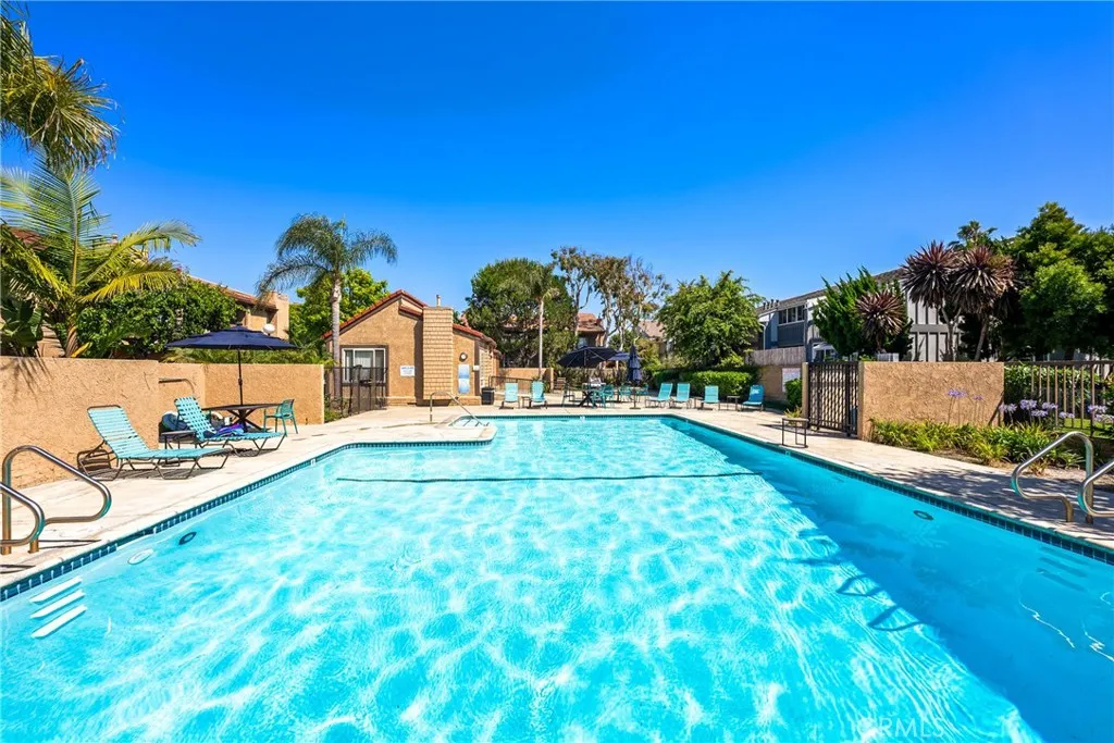 16883 Bluewater Lane Unit 27
