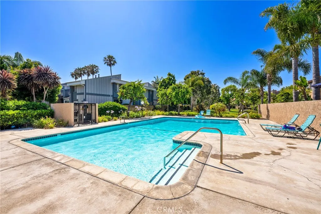 16883 Bluewater Lane Unit 27