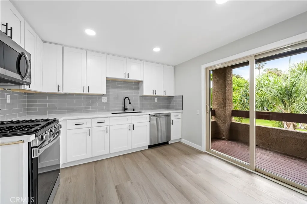 16883 Bluewater Lane Unit 27