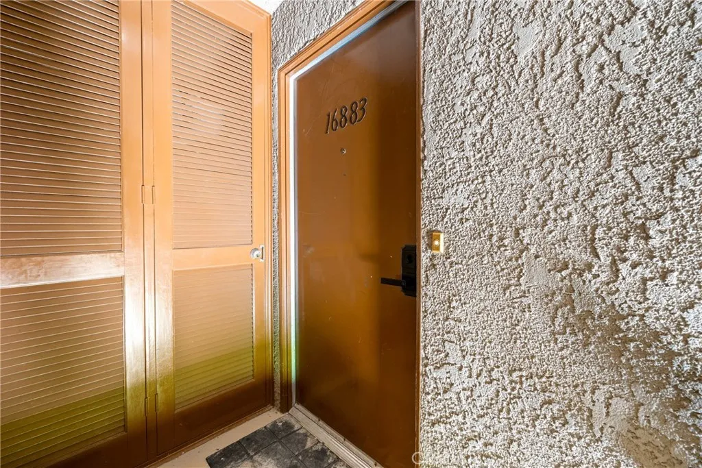16883 Bluewater Lane Unit 27